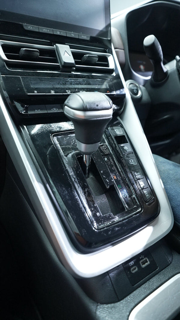 Maintaining the Resale Value of Luxury Vehicles