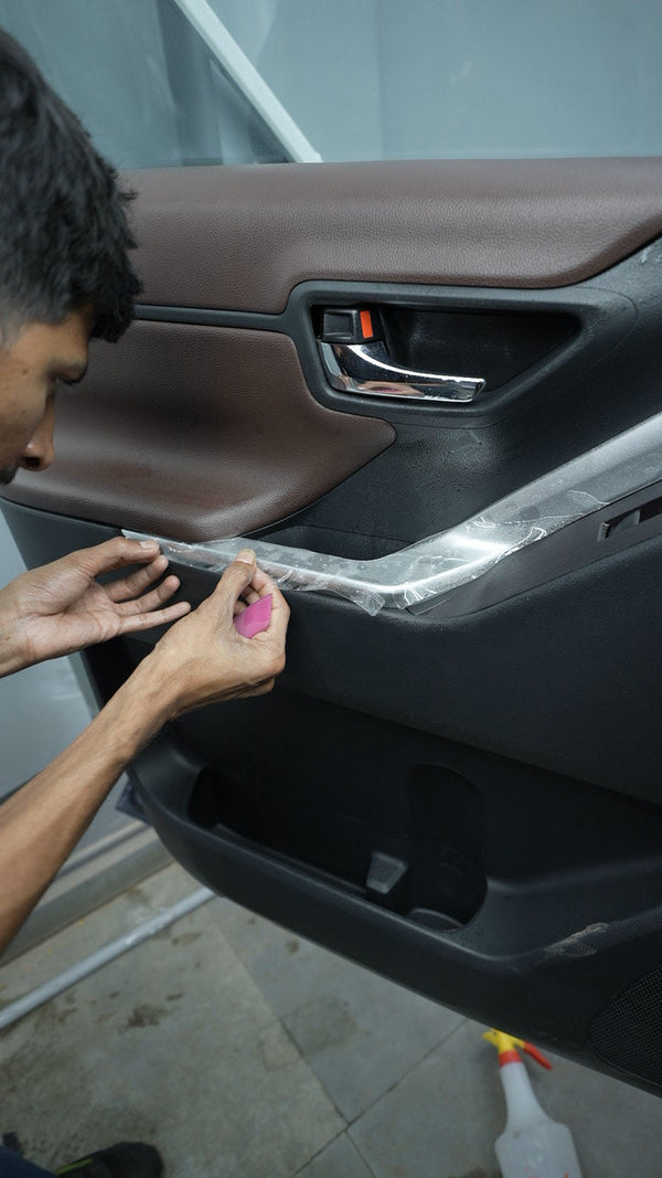 The Importance of Protecting High-Resolution Car Displays